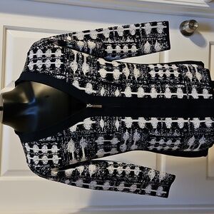 CARMEN Black and White Patterned Top - XS